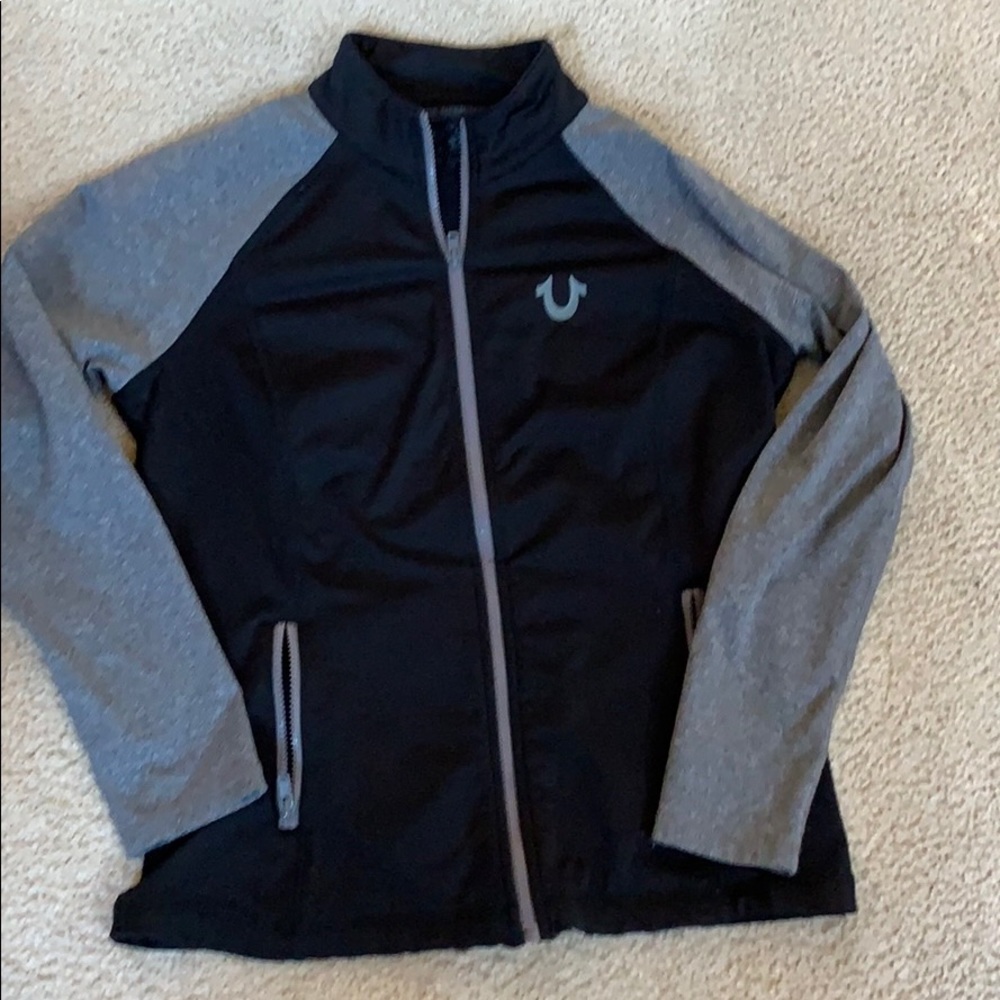 Black and gray jacket